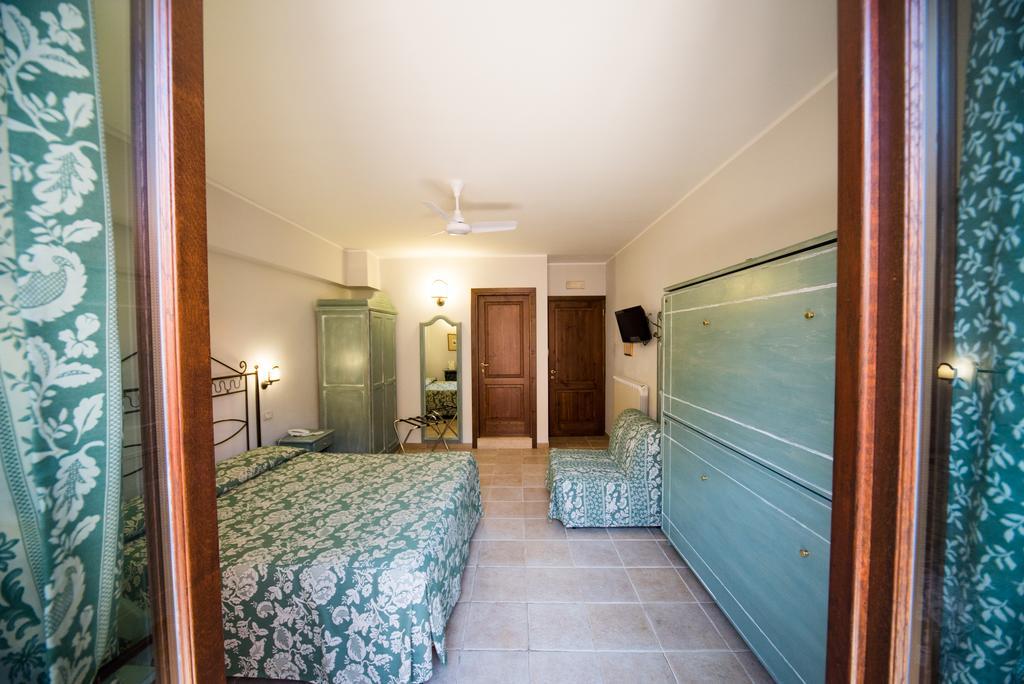 Hotel Il Tiglio (Adults Only) كاستل دي سانجرو المظهر الخارجي الصورة